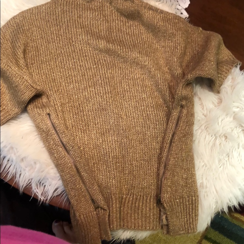 Club monaco brand new sweater bought in canada